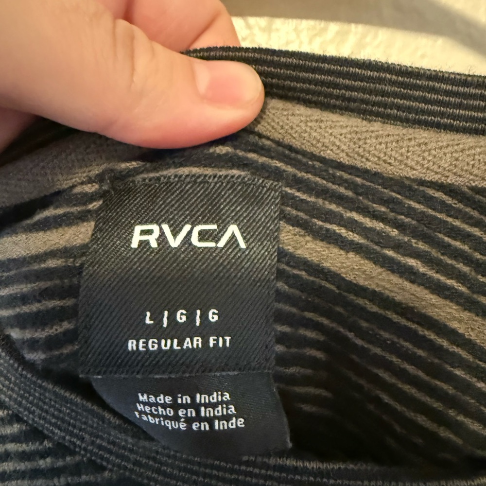 RVCA Men's Black Striped crewneck - Picture 4 of 5